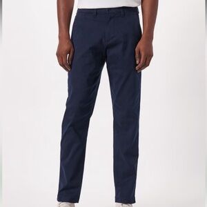 A&F 90s Straight Fit Modern Chino